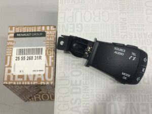255526831R RADYO KUMANDASI - DUSTER